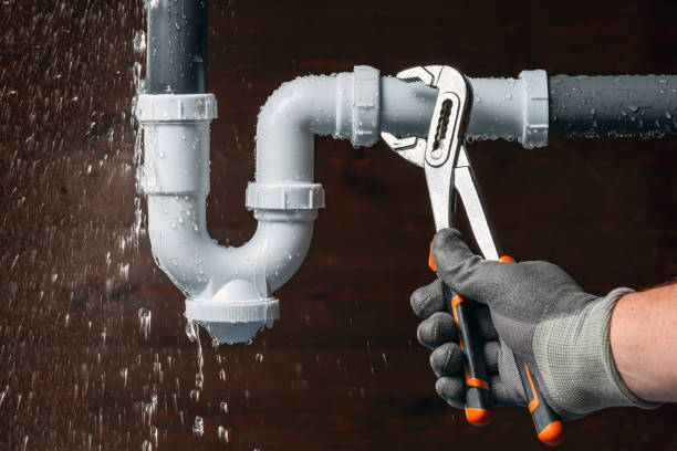 Professional Leak Detection technician working in Franklin, LA